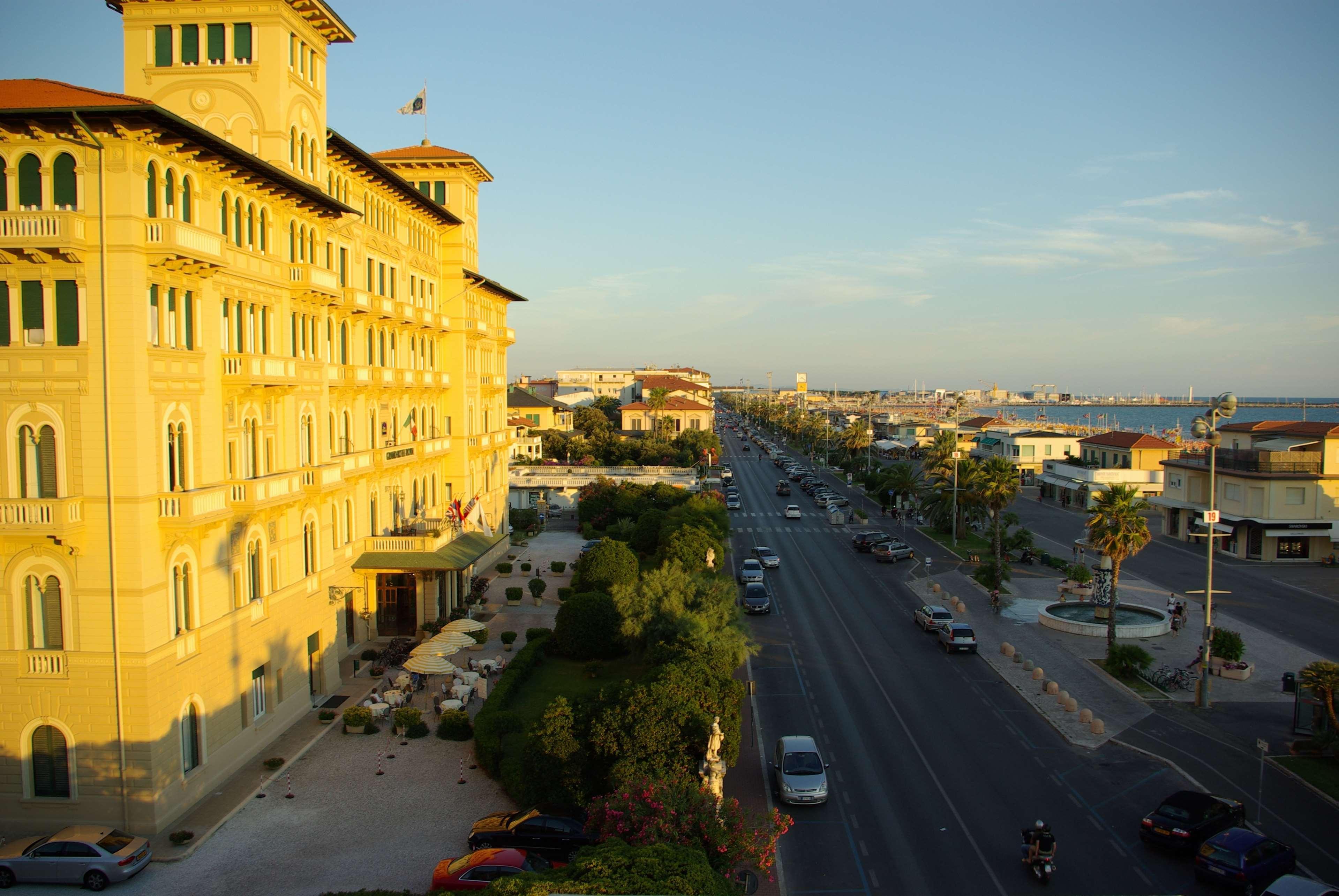 Hotel Grand Royal 4*