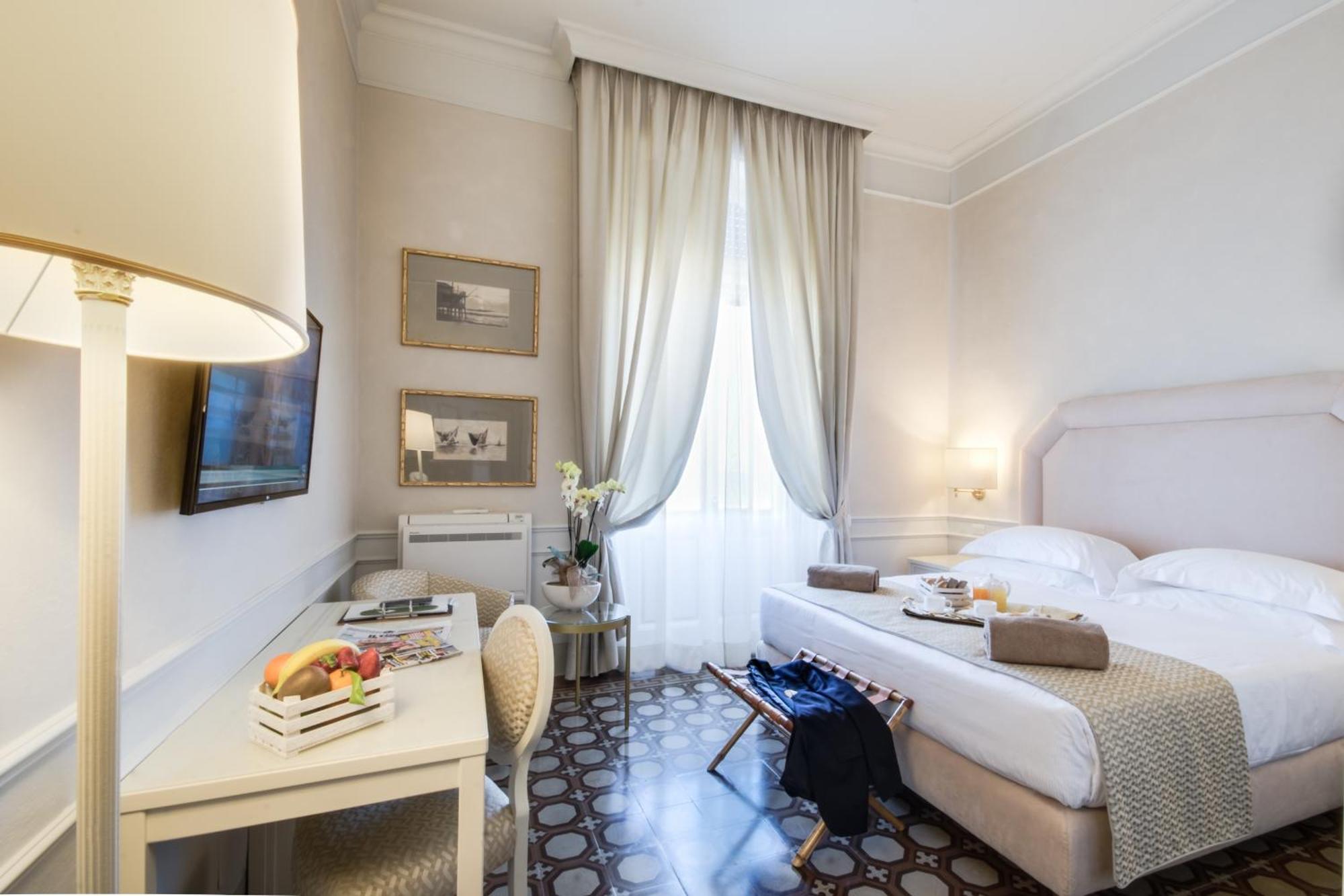 Grand Royal 4* Viareggio