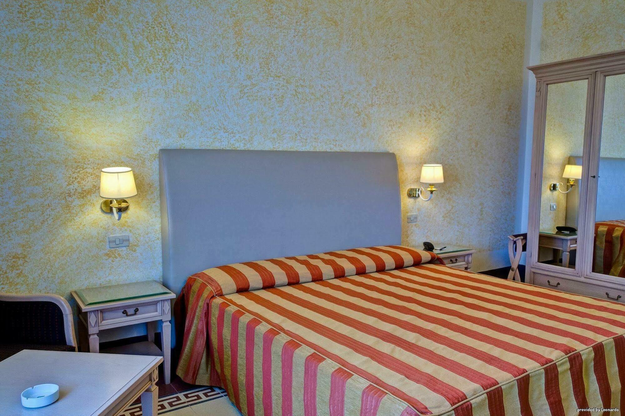 Grand Royal 4* Viareggio