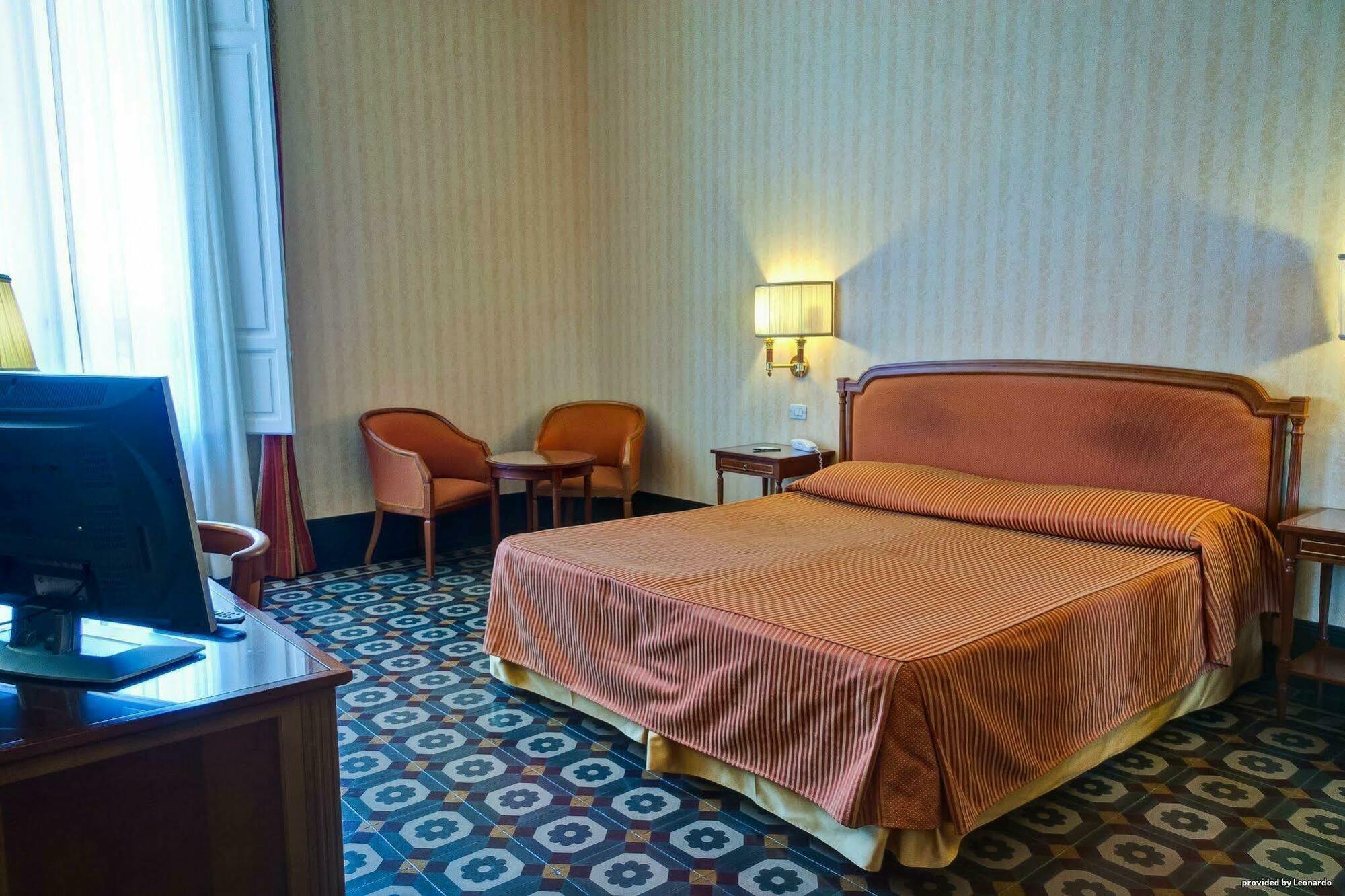 Hotel Grand Royal 4*